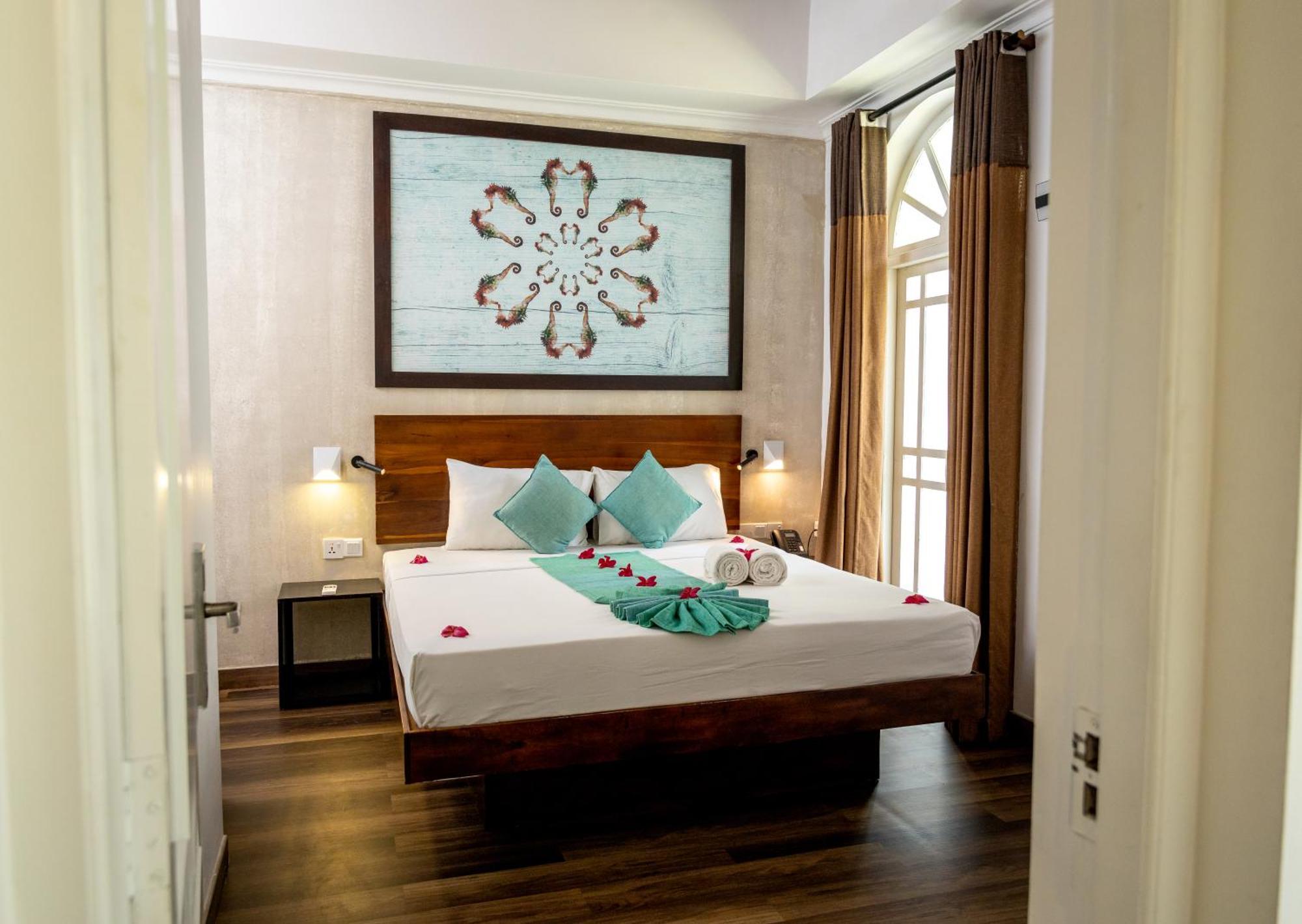 Seahorse Hotel & Spa เนกอมโบ ภายนอก รูปภาพ